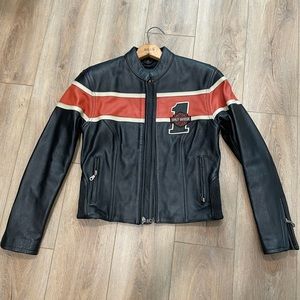 Womens XS genuine leather Harley Davidson jacket